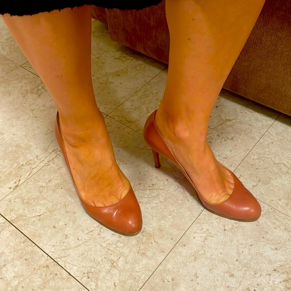 Size 39 USA 8- good condition $175